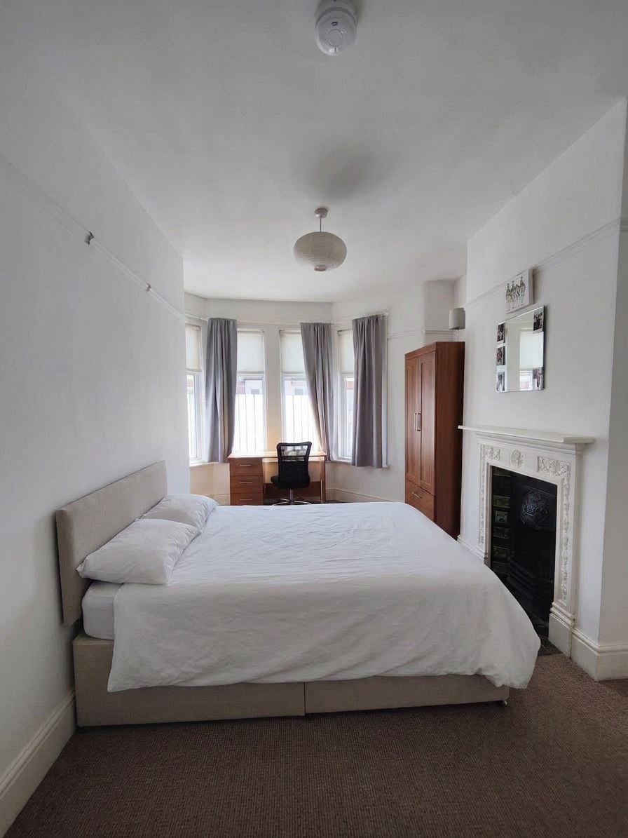 2 Bed house to Rent in Horfield | BS7 0JP - Image 2