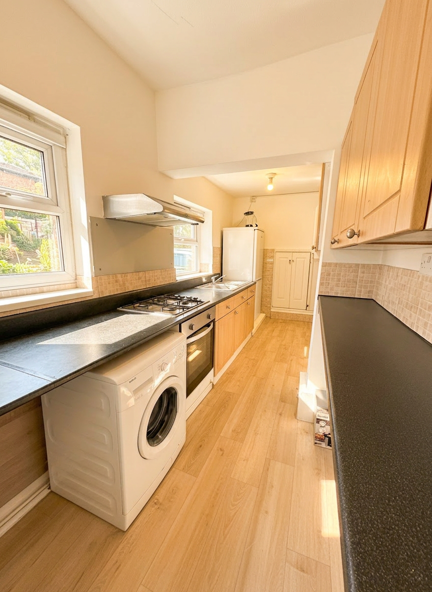 4 Bed house to Rent in Edgbaston | B16 9DP - Image 1