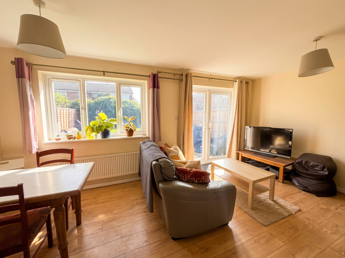 4 Bed house to Rent in Lenton | NG7 2DF - Image 1