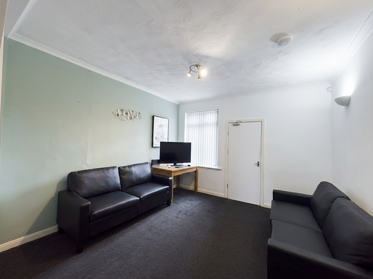 3 Bed semi_detached to Rent in Selly Oak | B29 7RG - Image 2