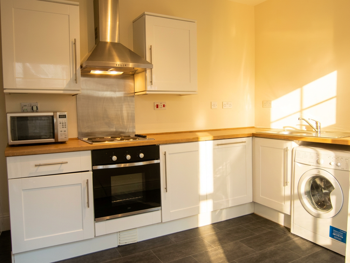4 Bed house to Rent in Fishponds | BS16 3UN - Image 3