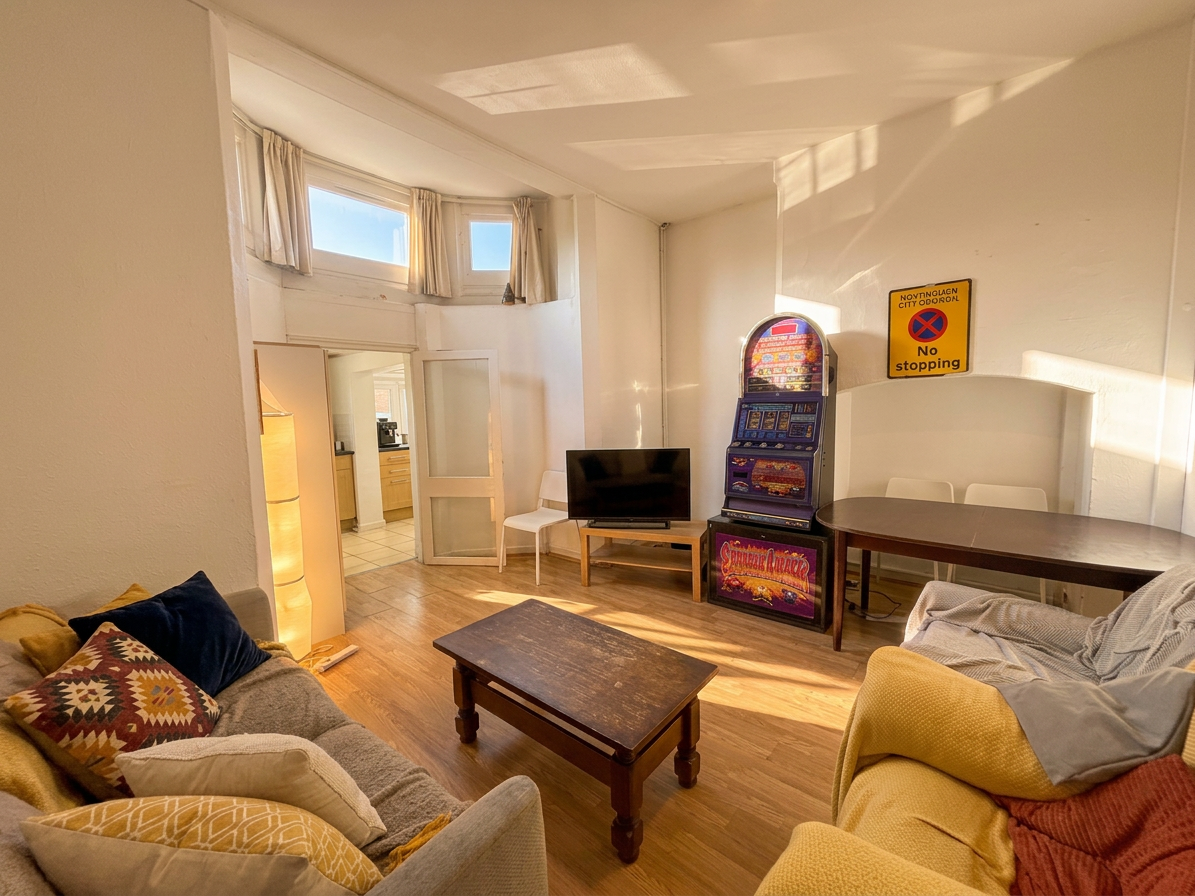 4 Bed flat to Rent in Arboretum | NG7 4ER - Image 1