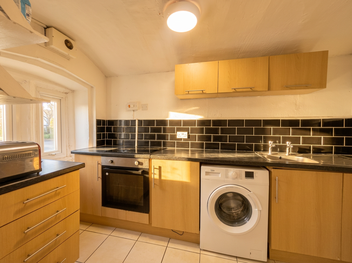 4 Bed flat to Rent in Arboretum | NG7 4ER - Image 2