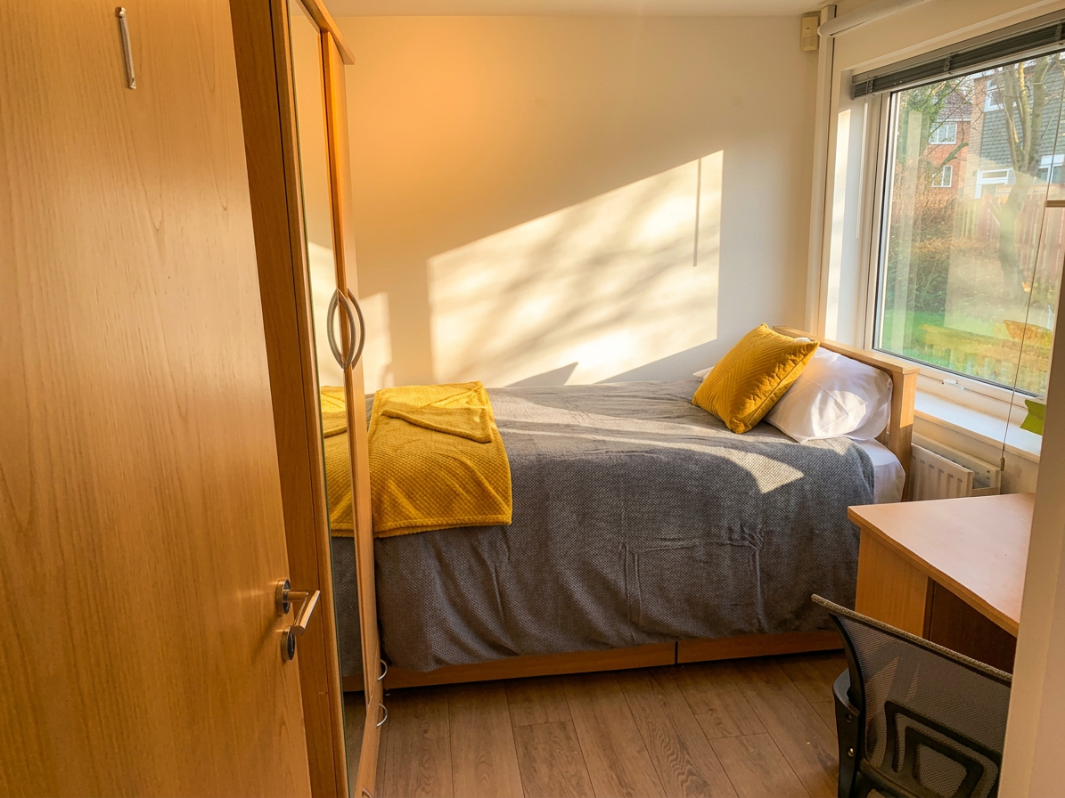 5 Bed house to Rent in Harborne | B17 0LU - Image 6