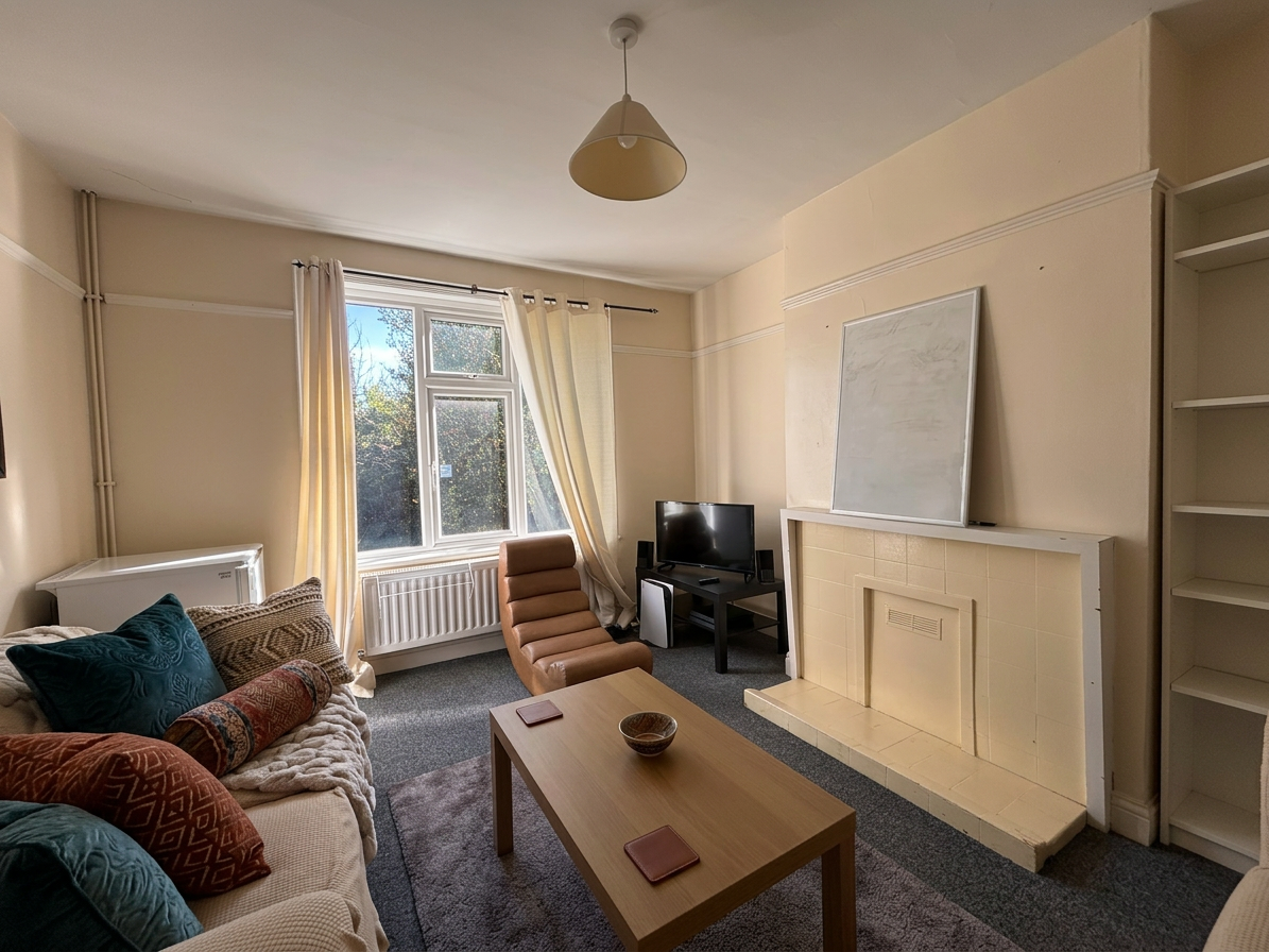 3 Bed house to Rent in Dunkirk | NG7 2JE - Image 1