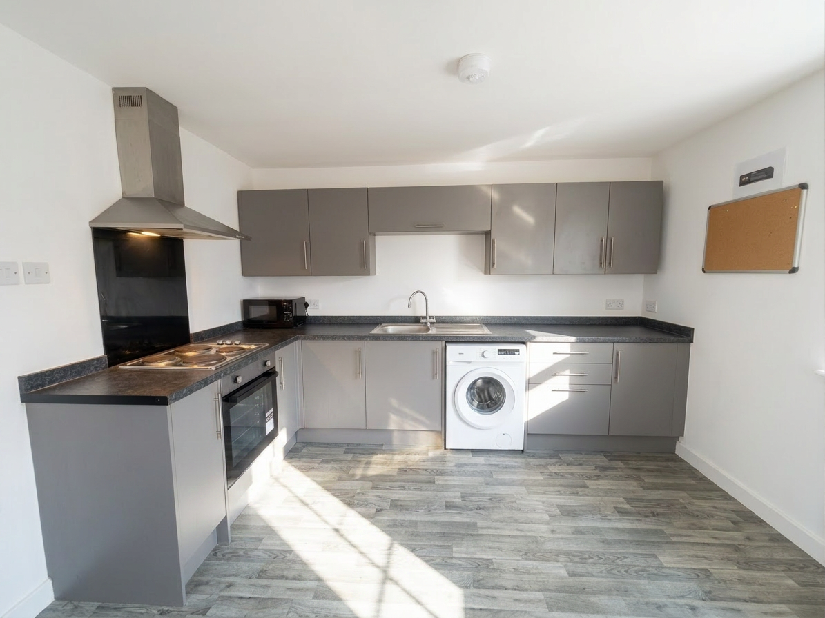 4 Bed house to Rent in Lenton | NG7 3DU - Image 2