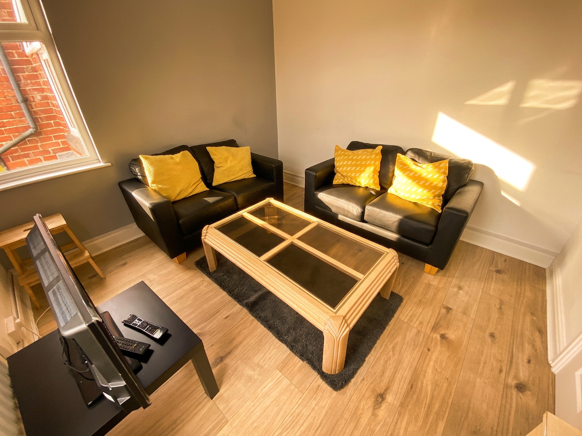 3 Bed flat to Rent in Arboretum | NG7 4AH - Image 2
