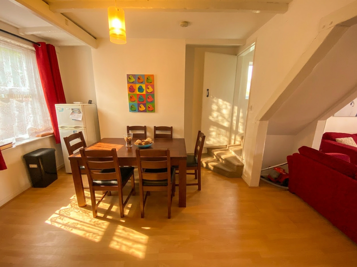 3 Bed house to Rent in Beeston | NG9 2EX - Image 5