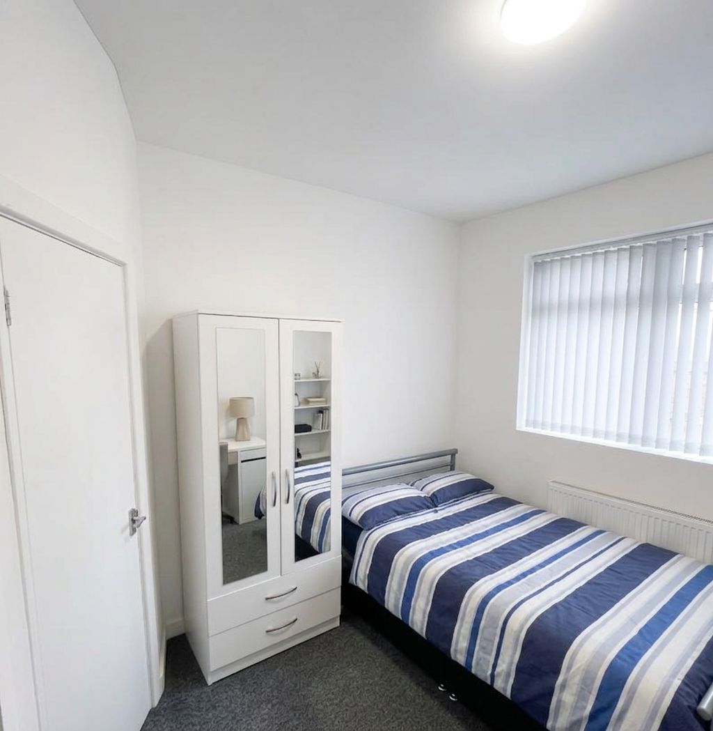 1 Bed house to Rent in Selly Park | B29 7NJ - Image 3