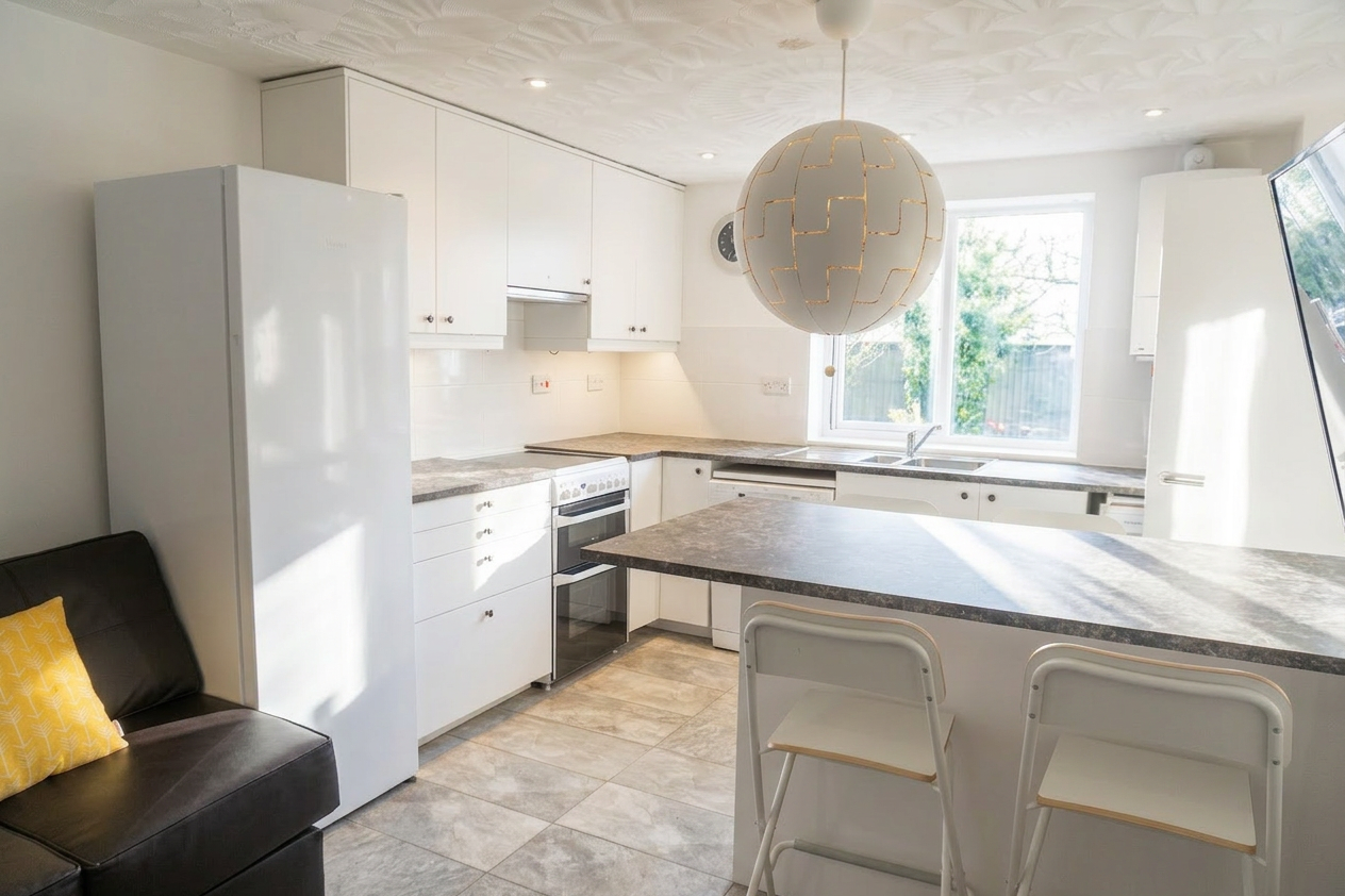 4 Bed house to Rent in Selly Oak | B29 6TP - Image 1
