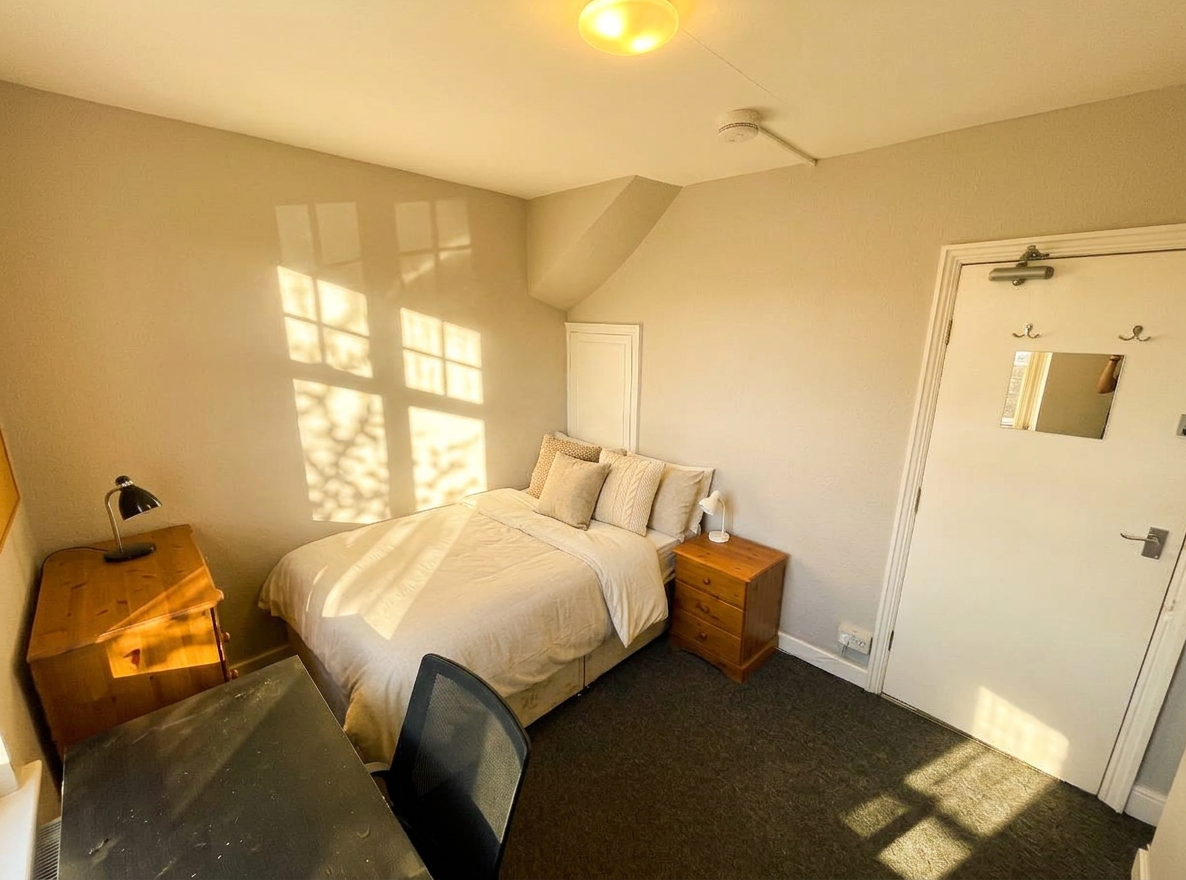 5 Bed house to Rent in Lenton | NG7 1SH - Image 6