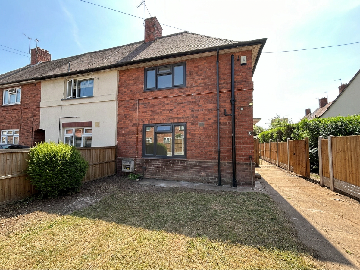 3 Bed house to Rent in Broxtowe | NG8 5HS - Image 1
