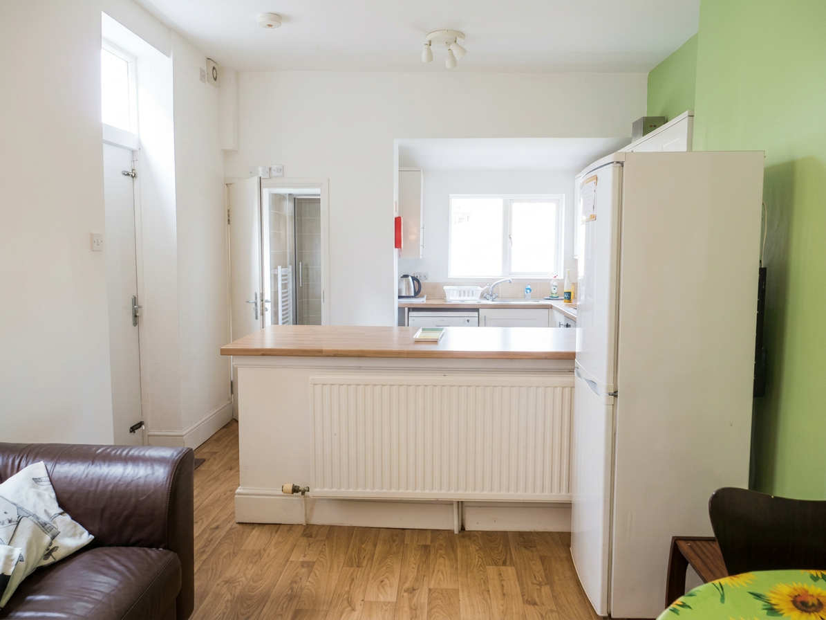 2 Bed house to Rent in Horfield | BS7 0JP - Image 5