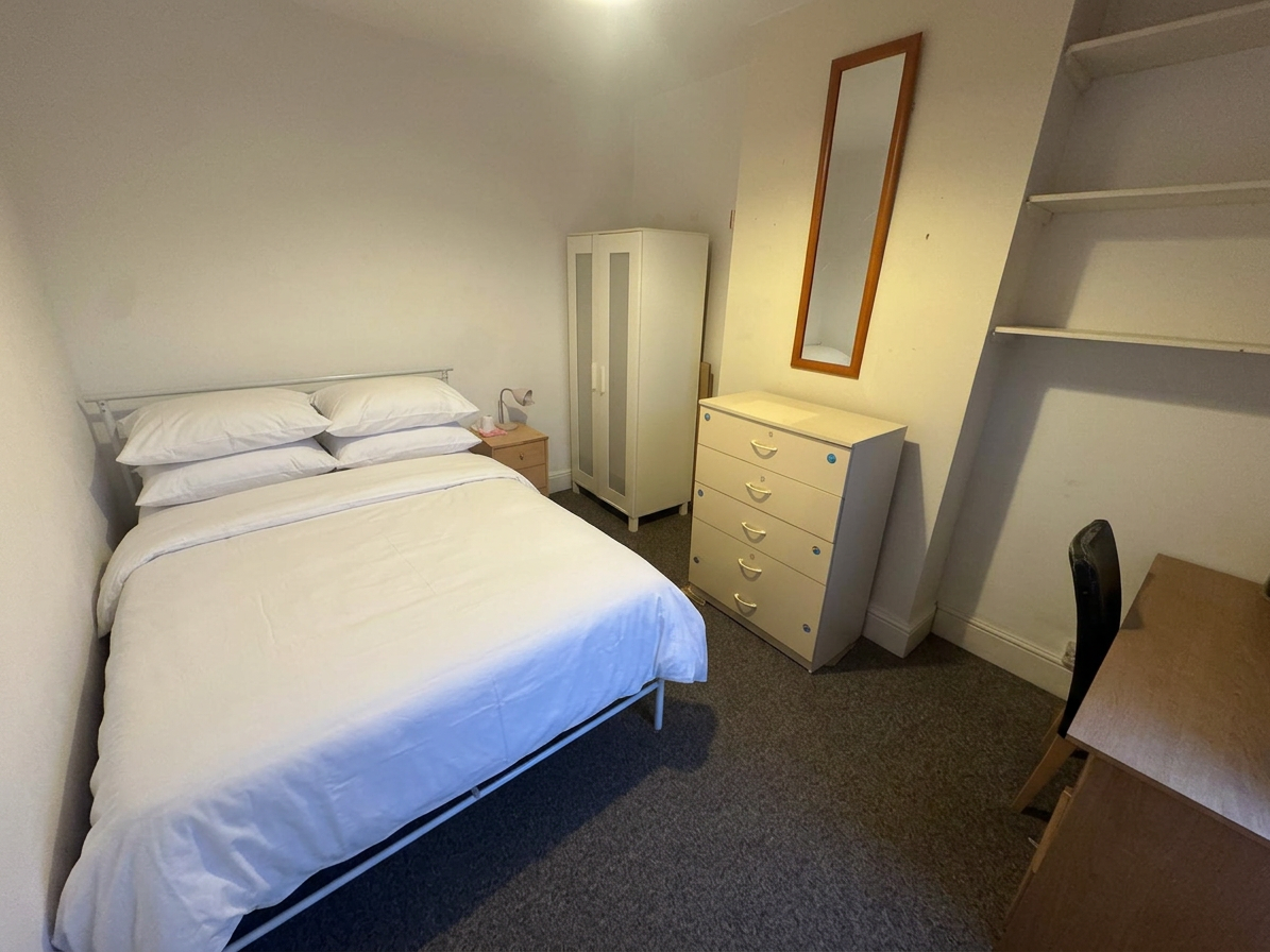 1 Bed house to Rent in Selly Park | B29 7QJ - Image 2