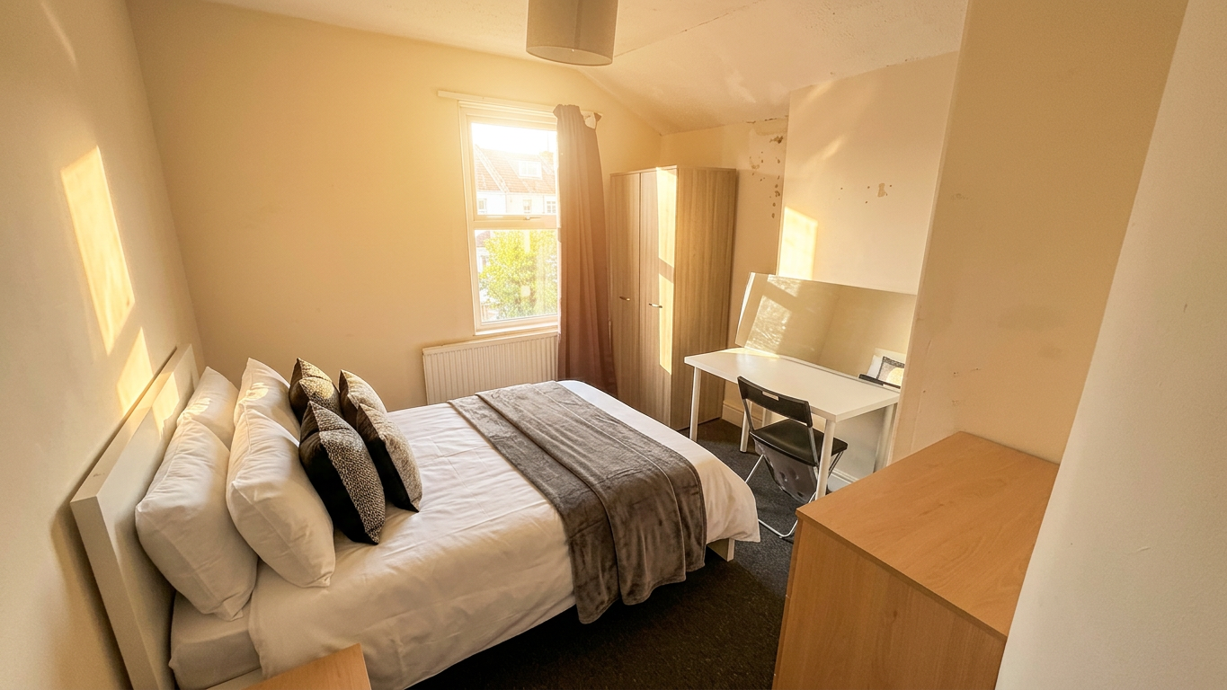 5 Bed house to Rent in Fishponds | BS16 2HJ - Image 5