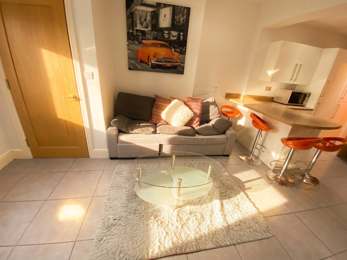 5 Bed house to Rent in Lenton | NG7 1SH - Image 5