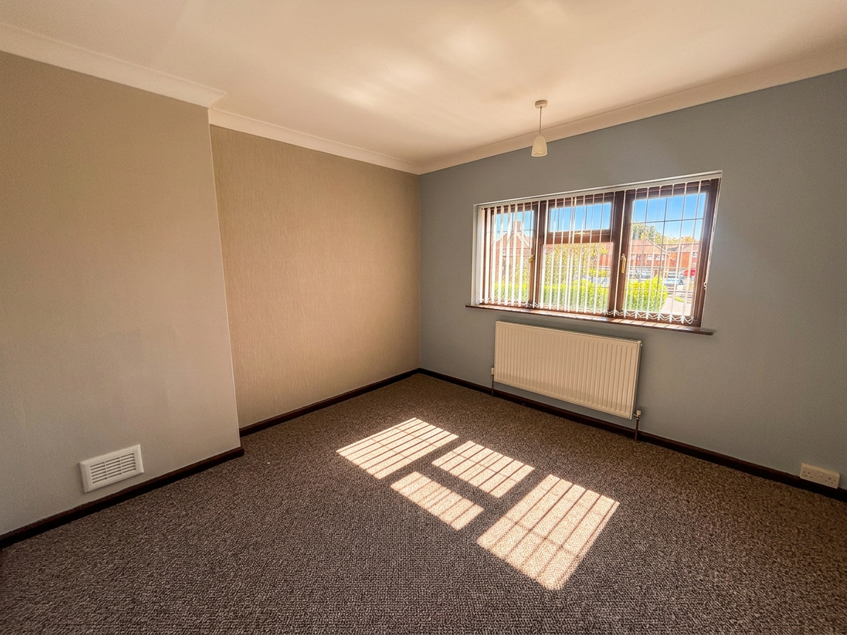 3 Bed house to Rent in Whitemoor | NG8 5EU - Image 6