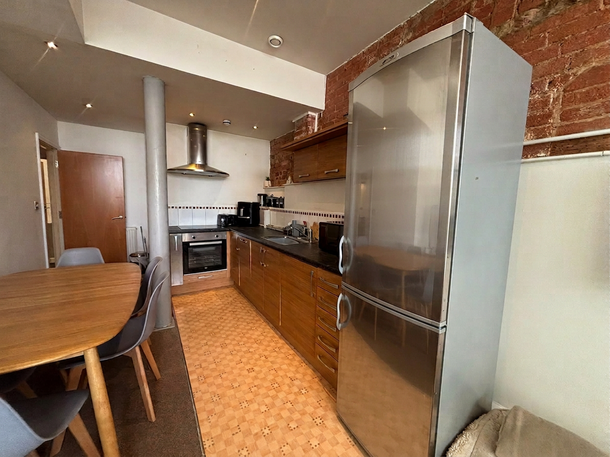 2 Bed house to Rent in Lenton | NG71LR - Image 3