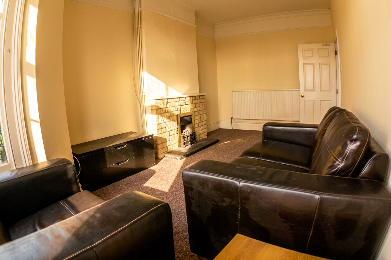 4 Bed house to Rent in Fishponds | BS16 3XA - Image 3