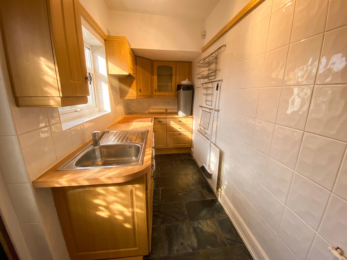 3 Bed house to Rent in Beeston | NG9 2DD - Image 3