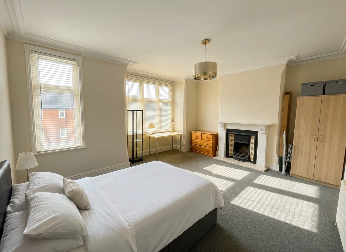 5 Bed house to Rent in The Park | NG7 1DL - Image 4