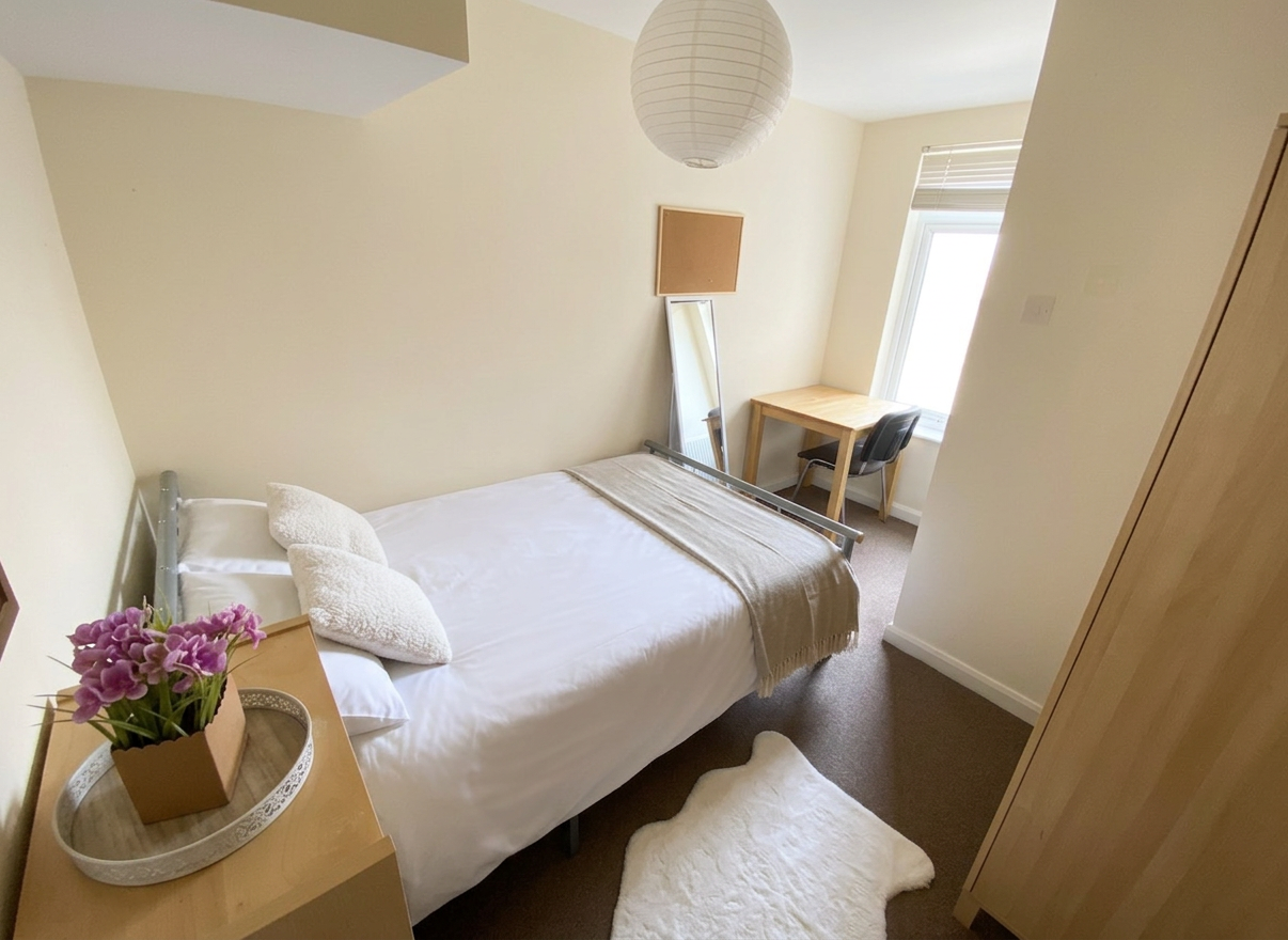 1 Bed house to Rent in Selly Oak | B29 7AS - Image 3
