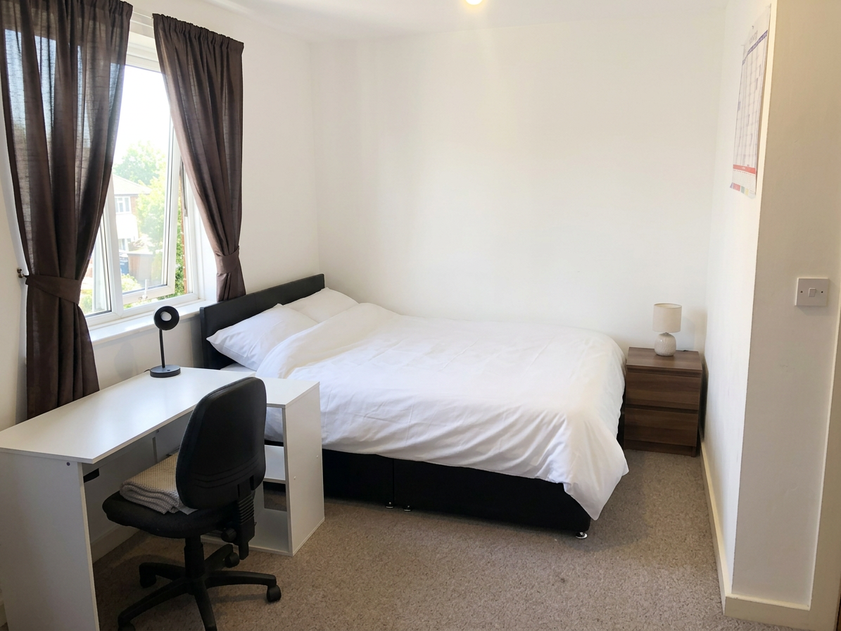 4 Bed house to Rent in Wollaton | NG8 1BZ - Image 6