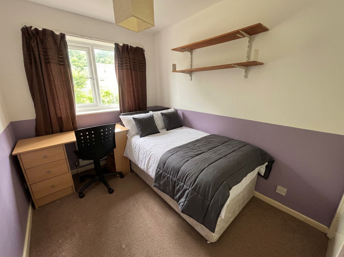 2 Bed house to Rent in Dunkirk | NG72JX - Image 4