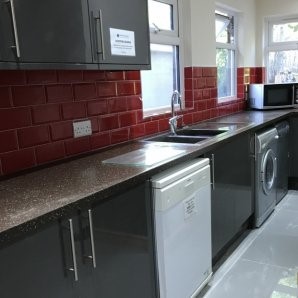 5 Bed house to Rent in Selly Oak | B29 6EJ - Image 1