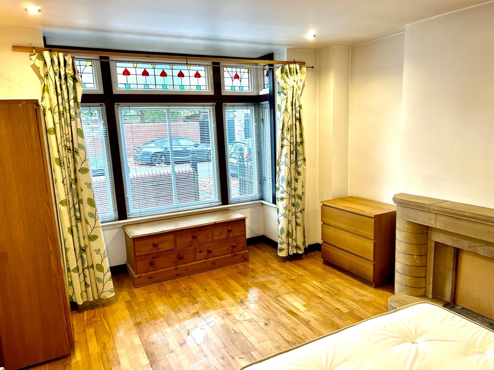 1 Bed house to Rent in Edgbaston | B16 0LP - Image 4