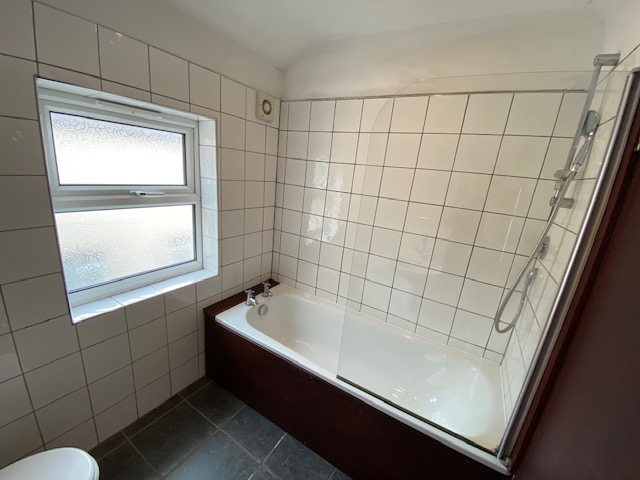 1 Bed house to Rent in Edgbaston | B16 0LP - Image 6