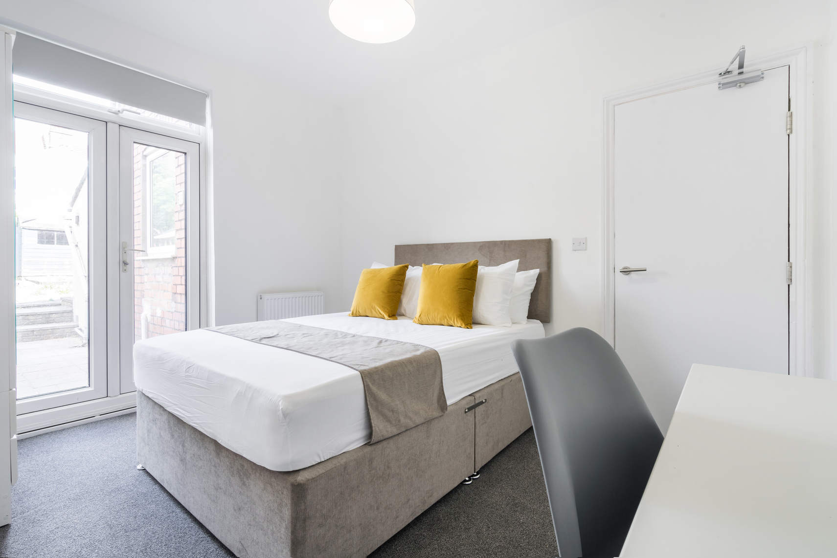 4 Bed house to Rent in Brislington | BS4 3LT - Image 3