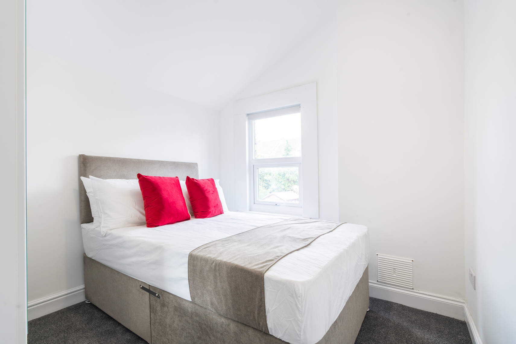 4 Bed house to Rent in Brislington | BS4 3LT - Image 6