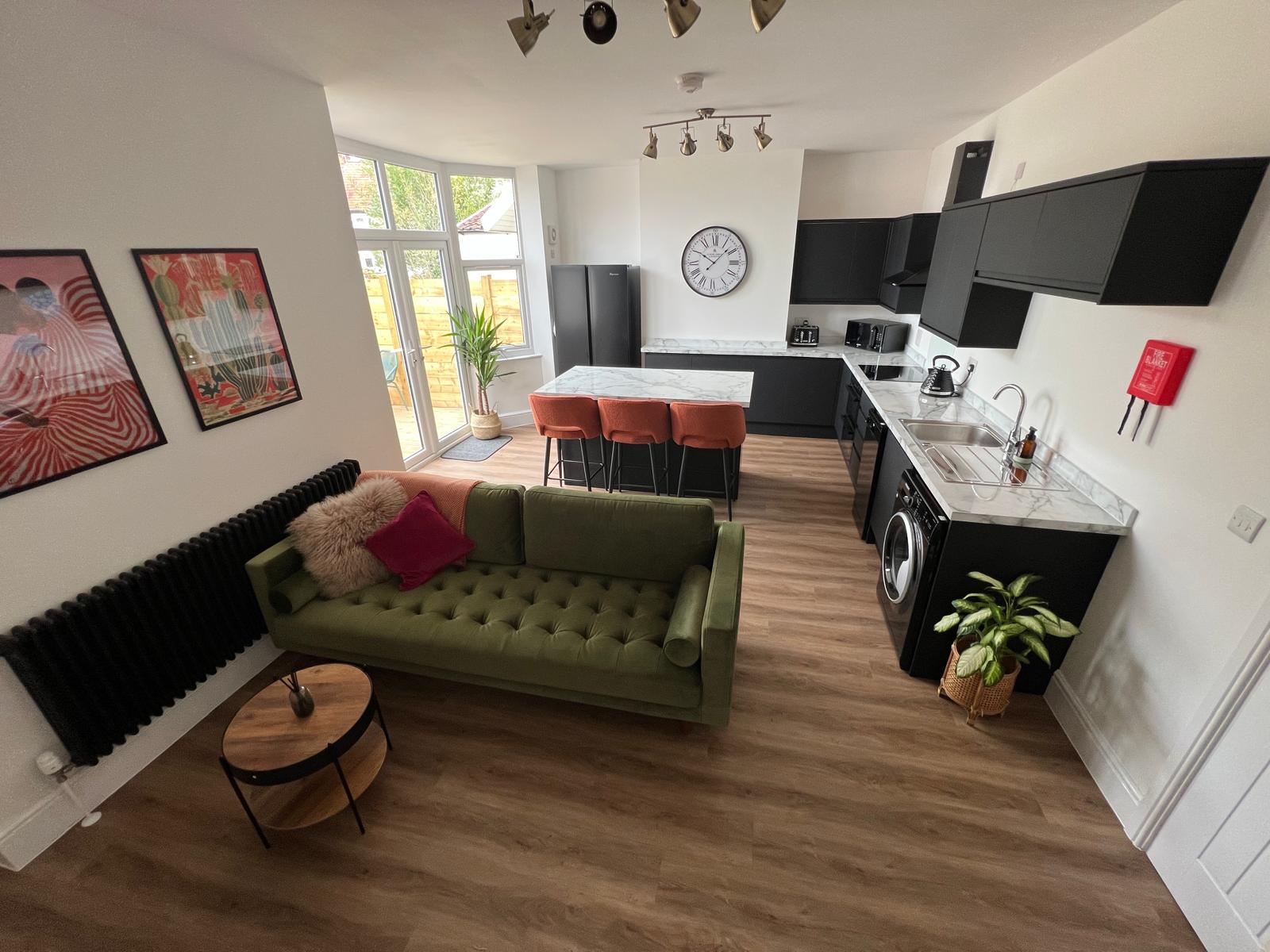 1 Bed house to Rent in Fishponds | BS16 5AG - Image 1