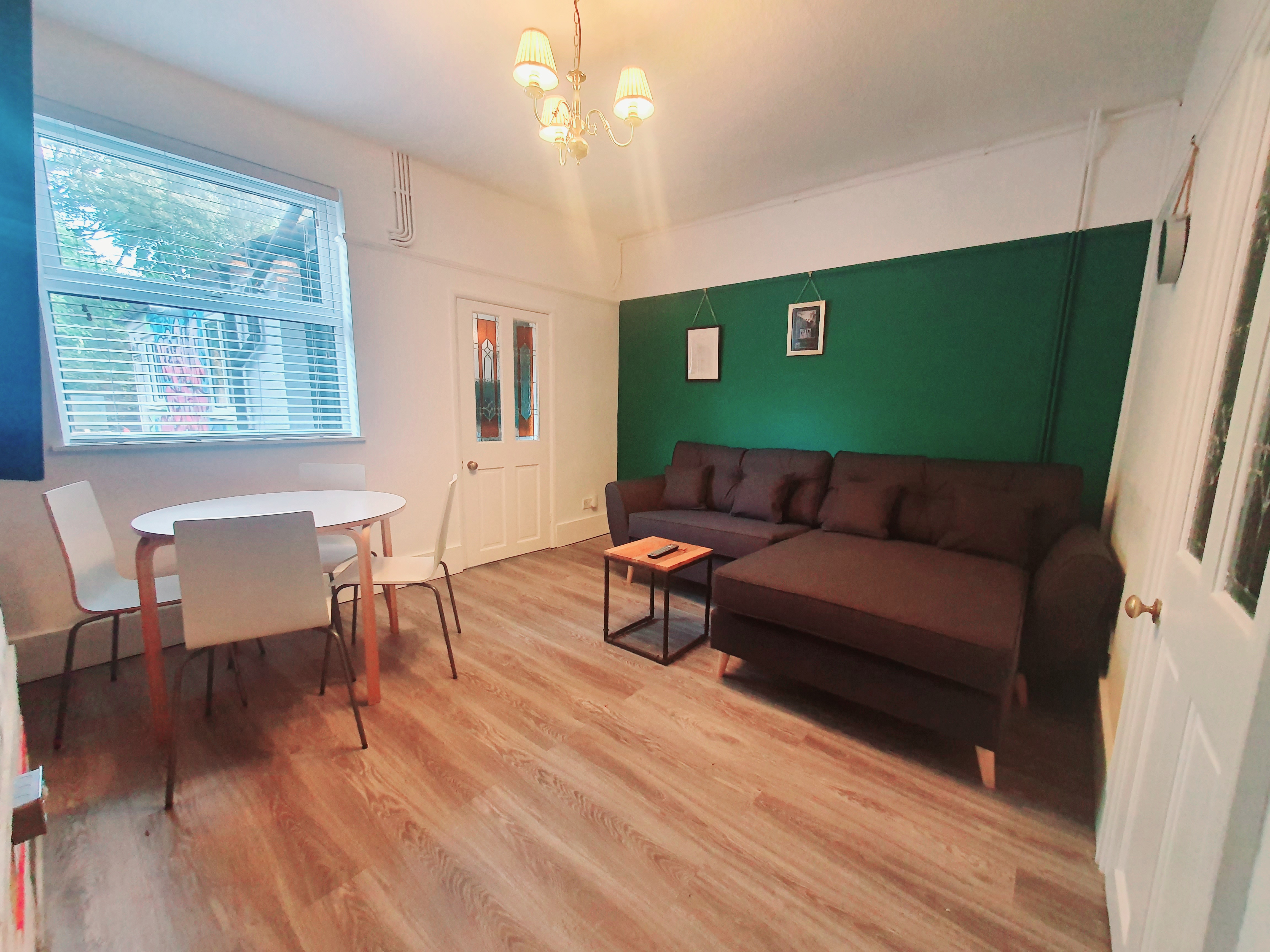 4 Bed house to Rent in Edgbaston | B16 9EH - Image 1