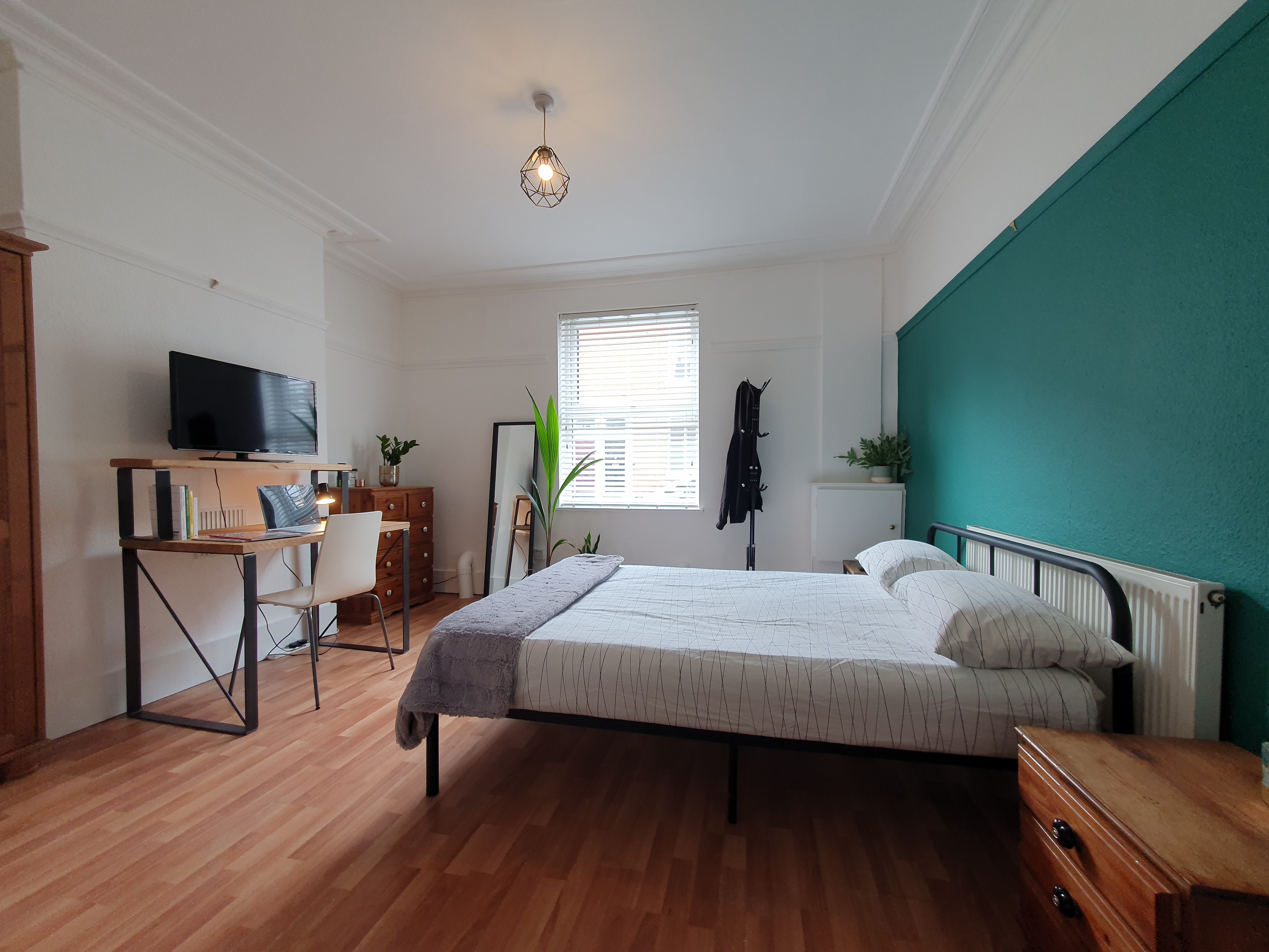 4 Bed house to Rent in Edgbaston | B16 9EH - Image 5