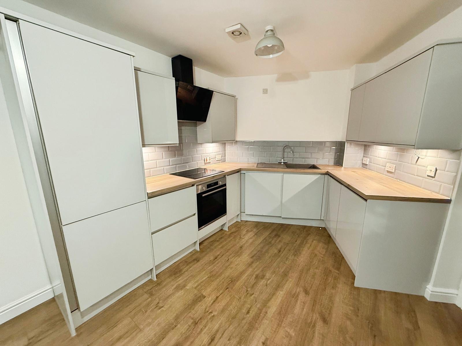 2 Bed flat to Rent in Northfield | B31 2FQ - Image 3