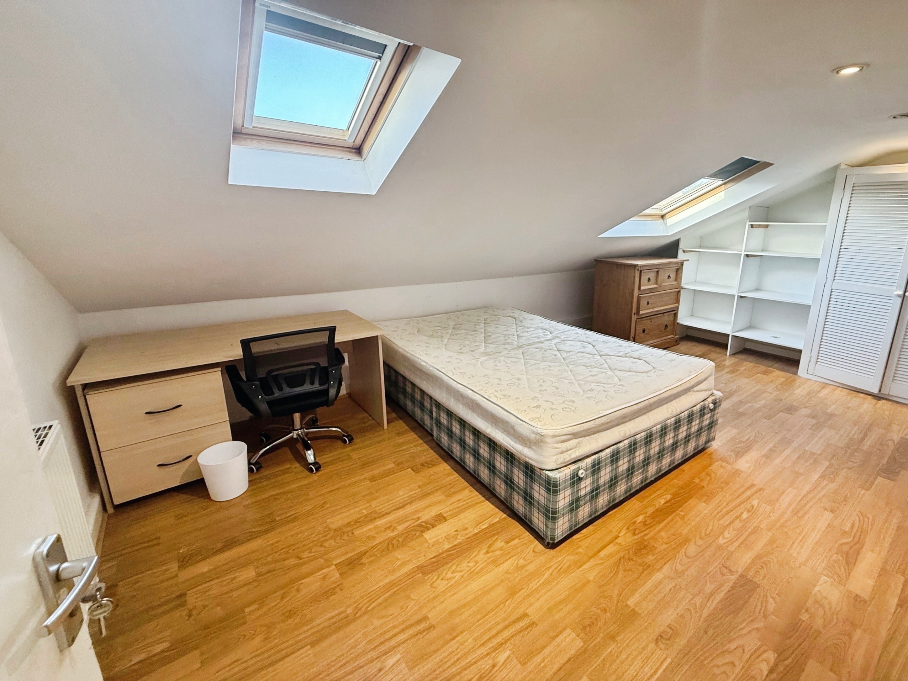 5 Bed flat to Rent in Lenton | NG7 1HP - Image 4