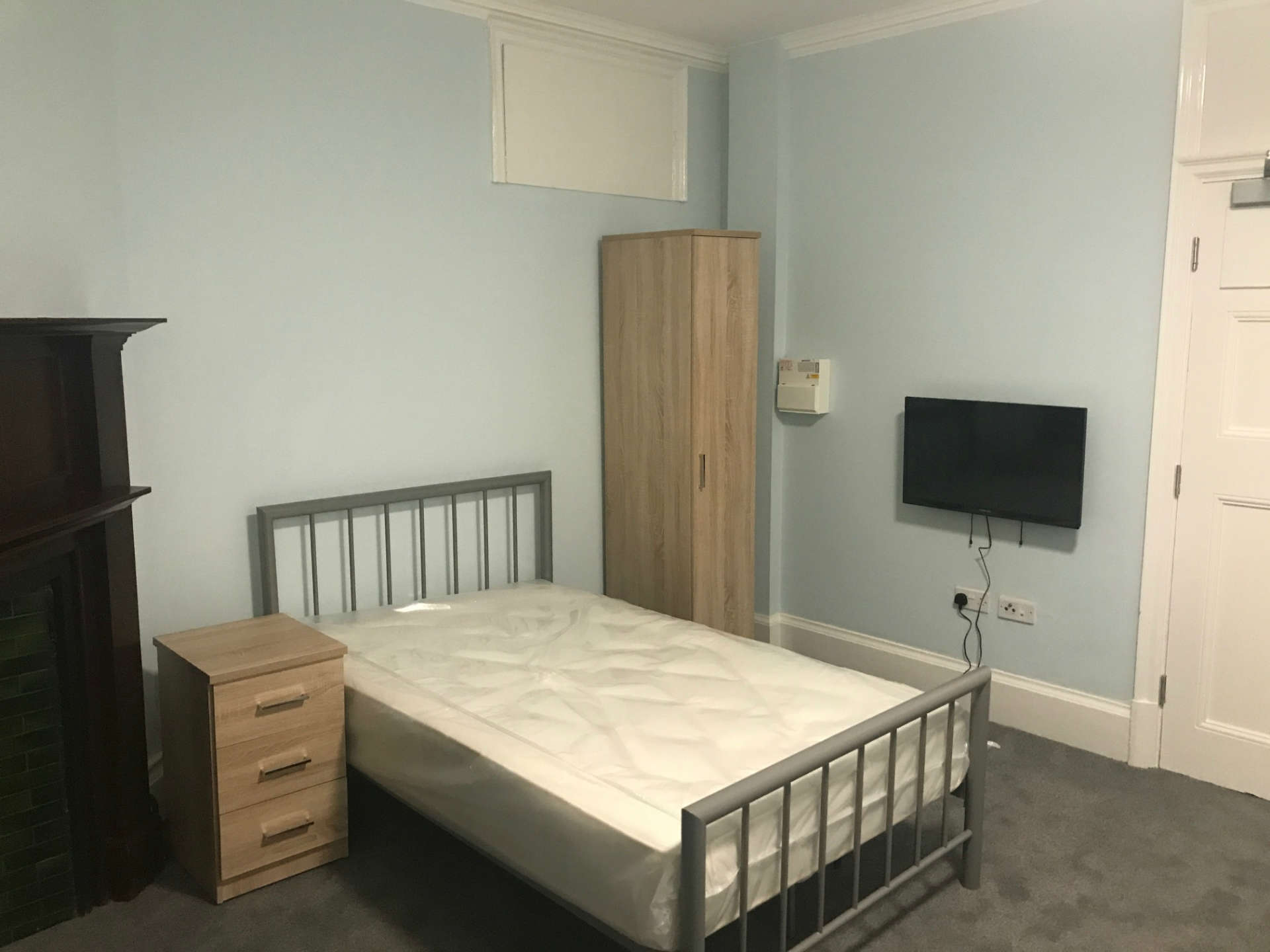 1 Bed studio to Rent in Birmingham | B3 3BY - Image 3