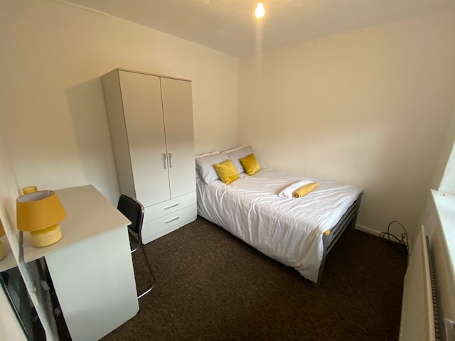 4 Bed house to Rent in Selly Oak | B29 6PH - Image 5