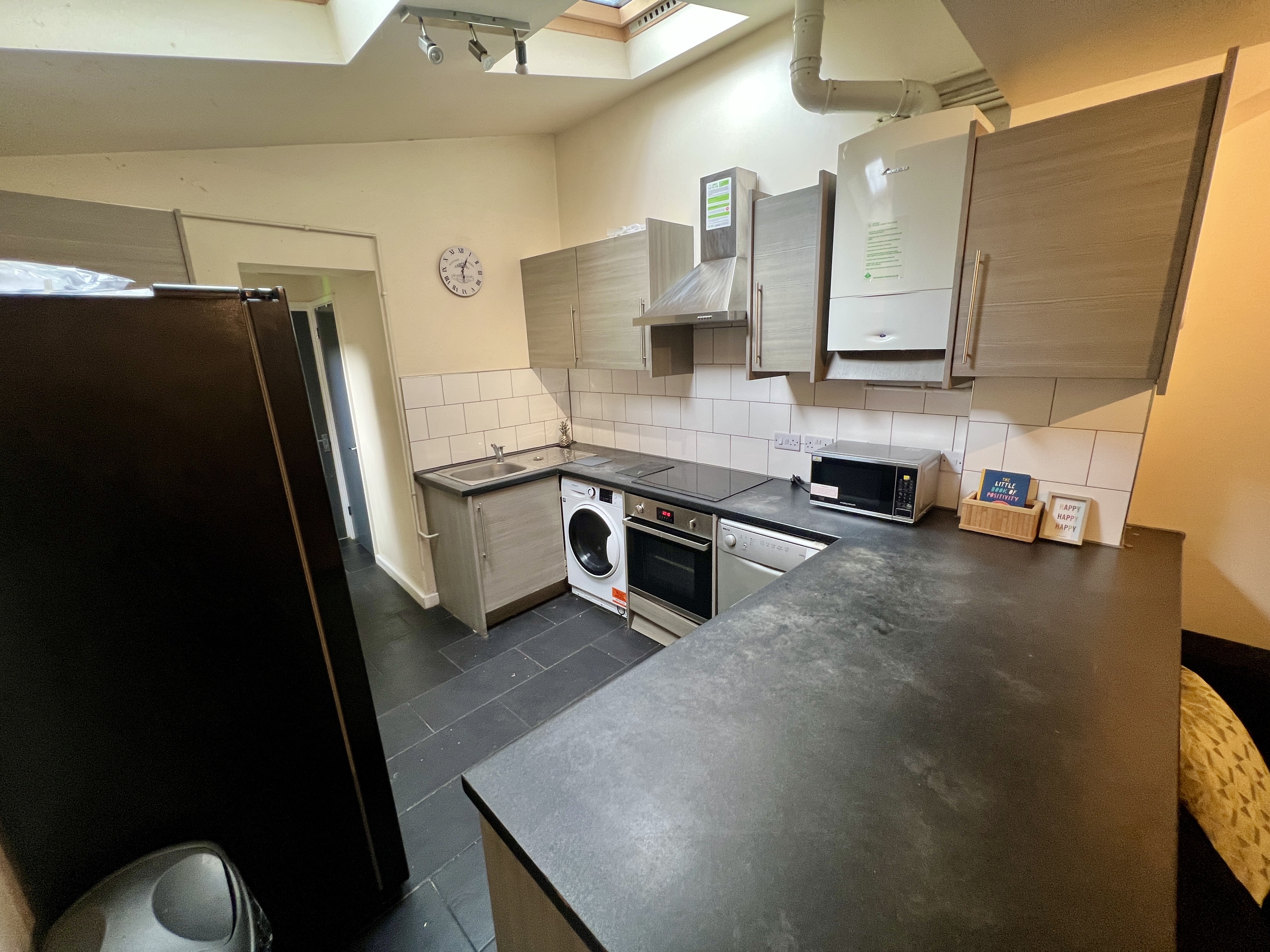6 Bed house to Rent in Selly Oak | B29 6AH - Image 4