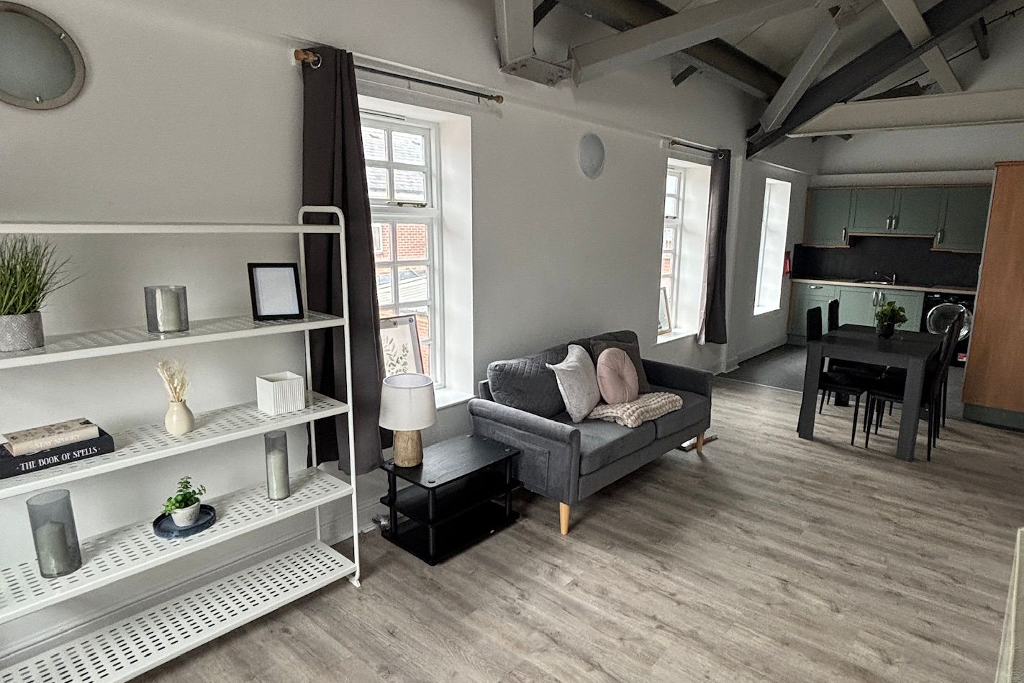3 Bed flat to Rent in Sneinton | NG3 1JB - Image 1