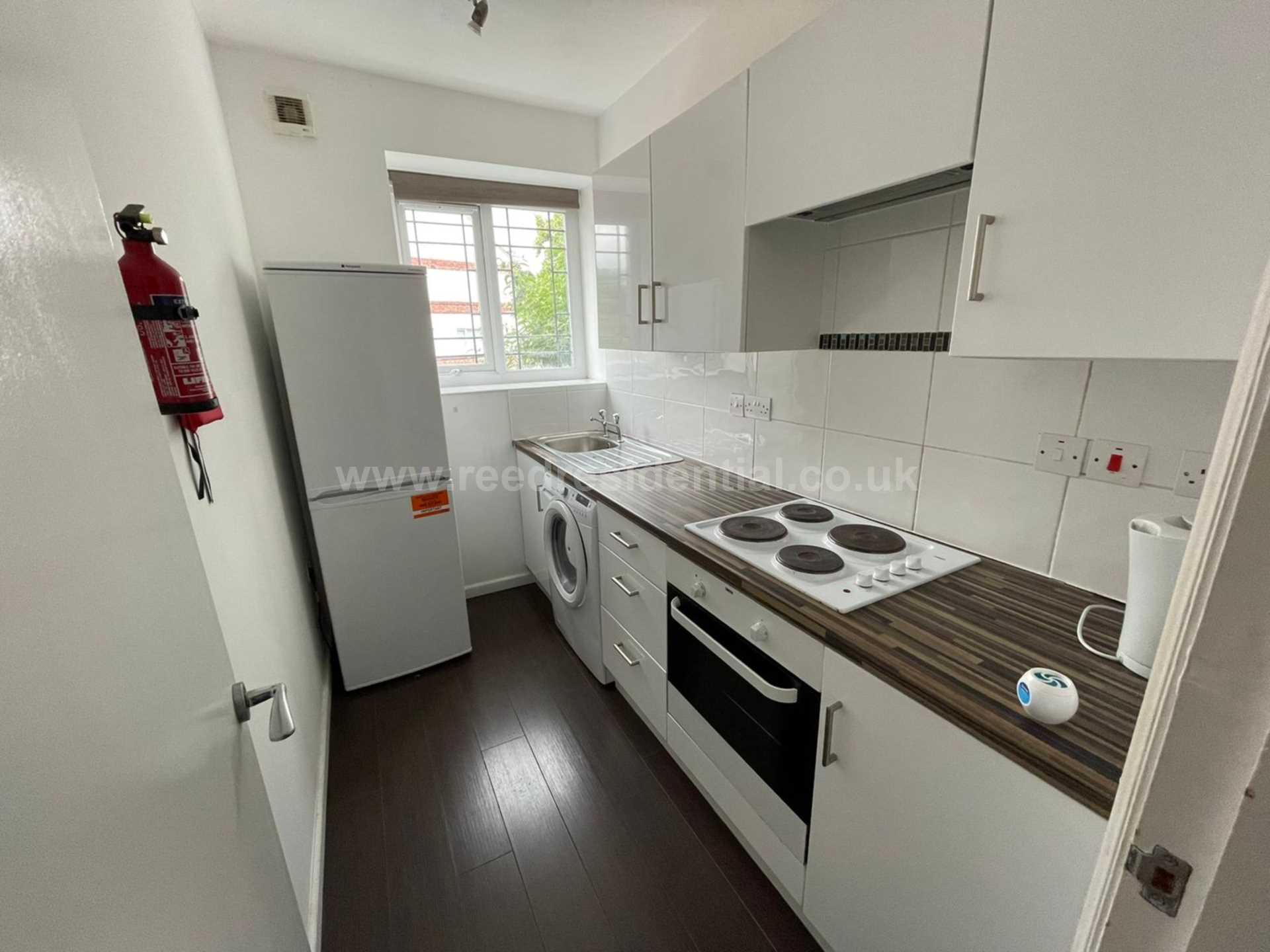 2 Bed flat to Rent in 201 Gibbins Rd | B29 6NH - Image 1