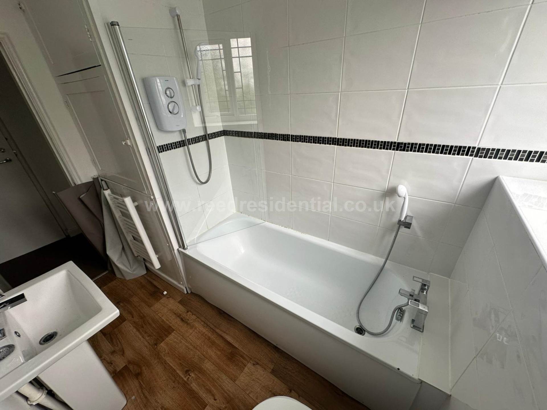 2 Bed flat to Rent in 201 Gibbins Rd | B29 6NH - Image 3