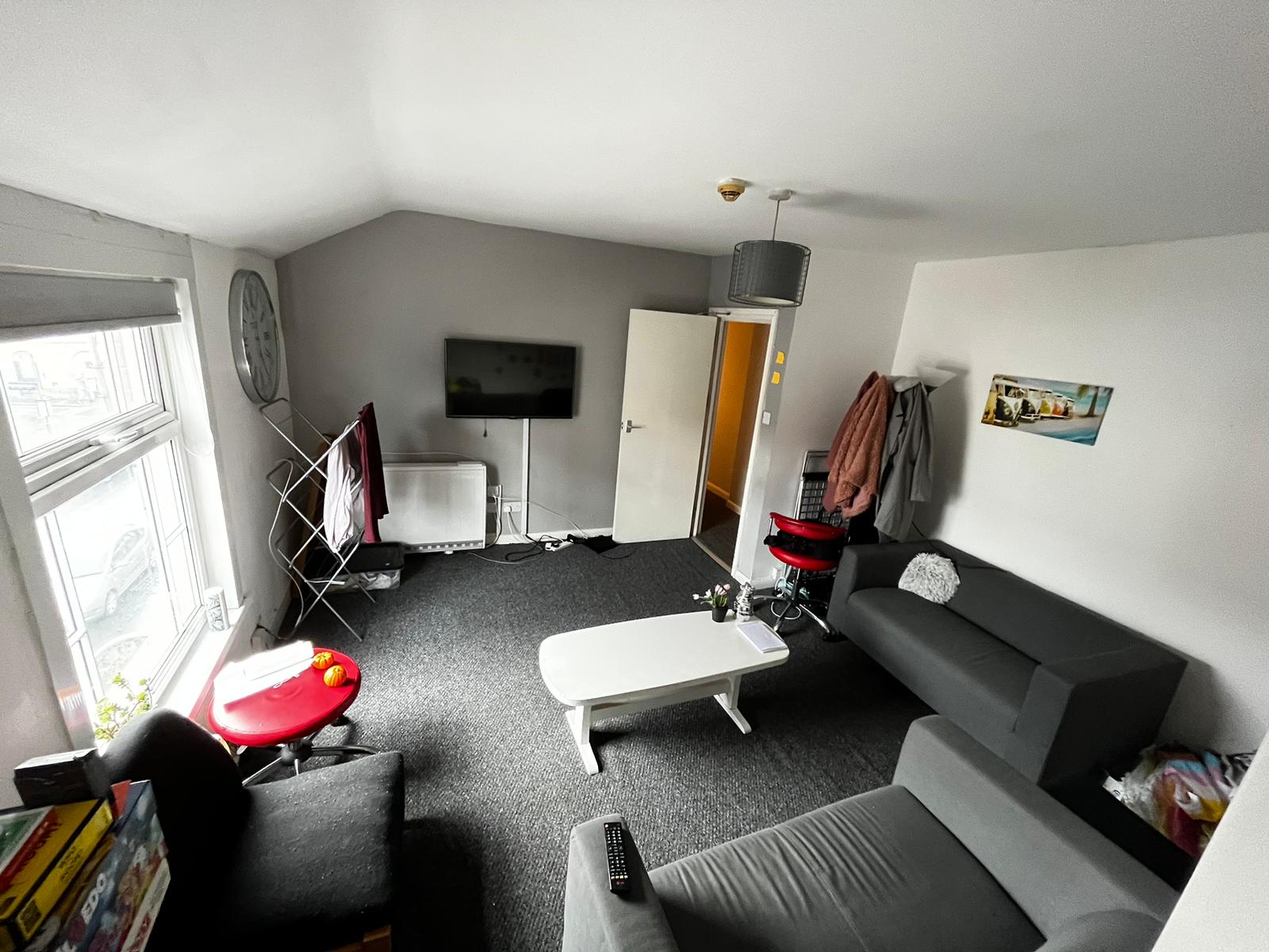 4 Bed flat to Rent in Arboretum | NG7 3NG - Image 2