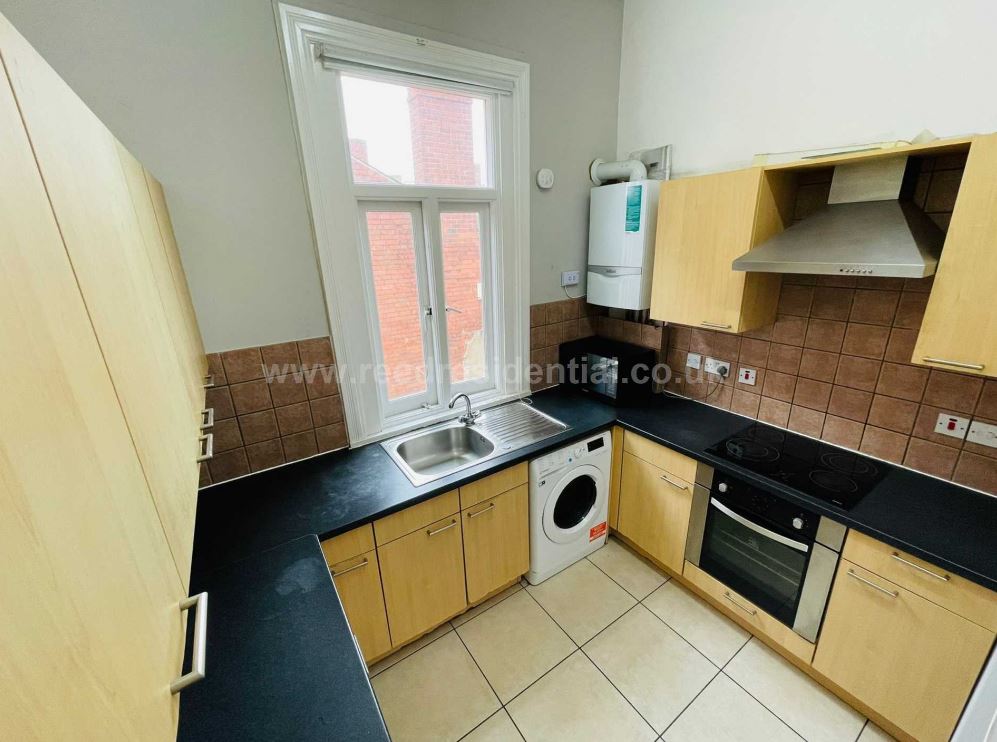 6 Bed flat to Rent in Lenton | NG7 1QN - Image 2