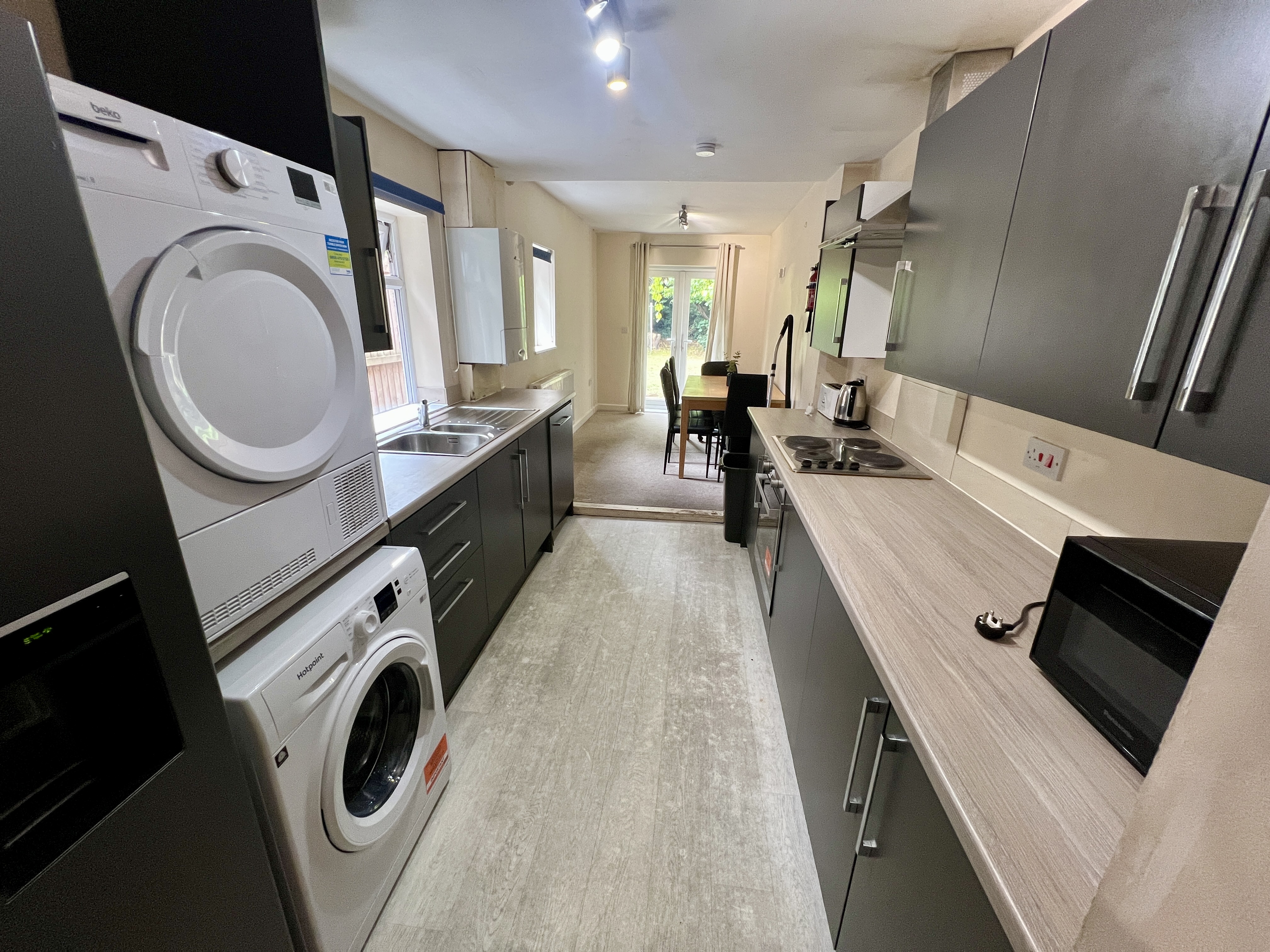 6 Bed house to Rent in Selly Oak | B29 6EN - Image 3