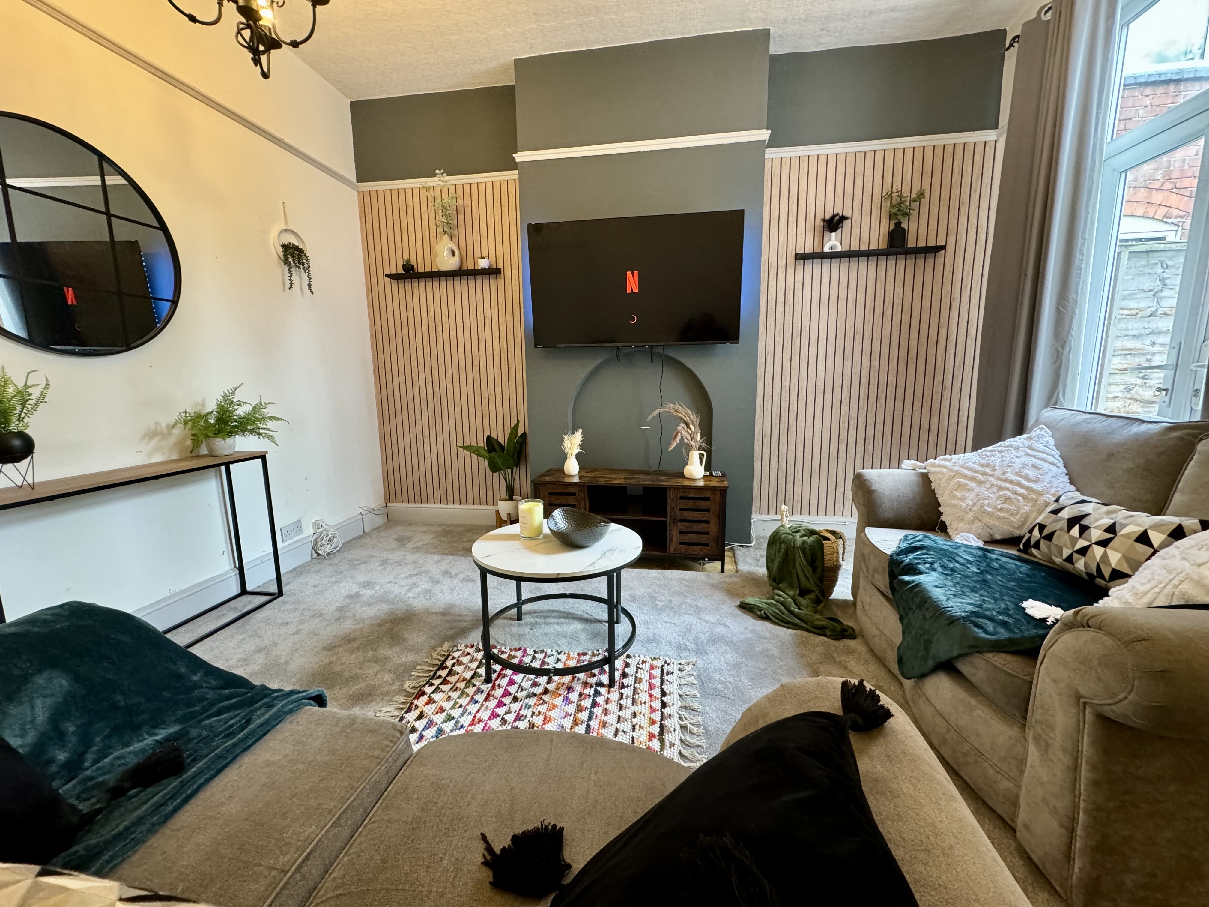 4 Bed house to Rent in Edgbaston | B16 9DN - Image 1