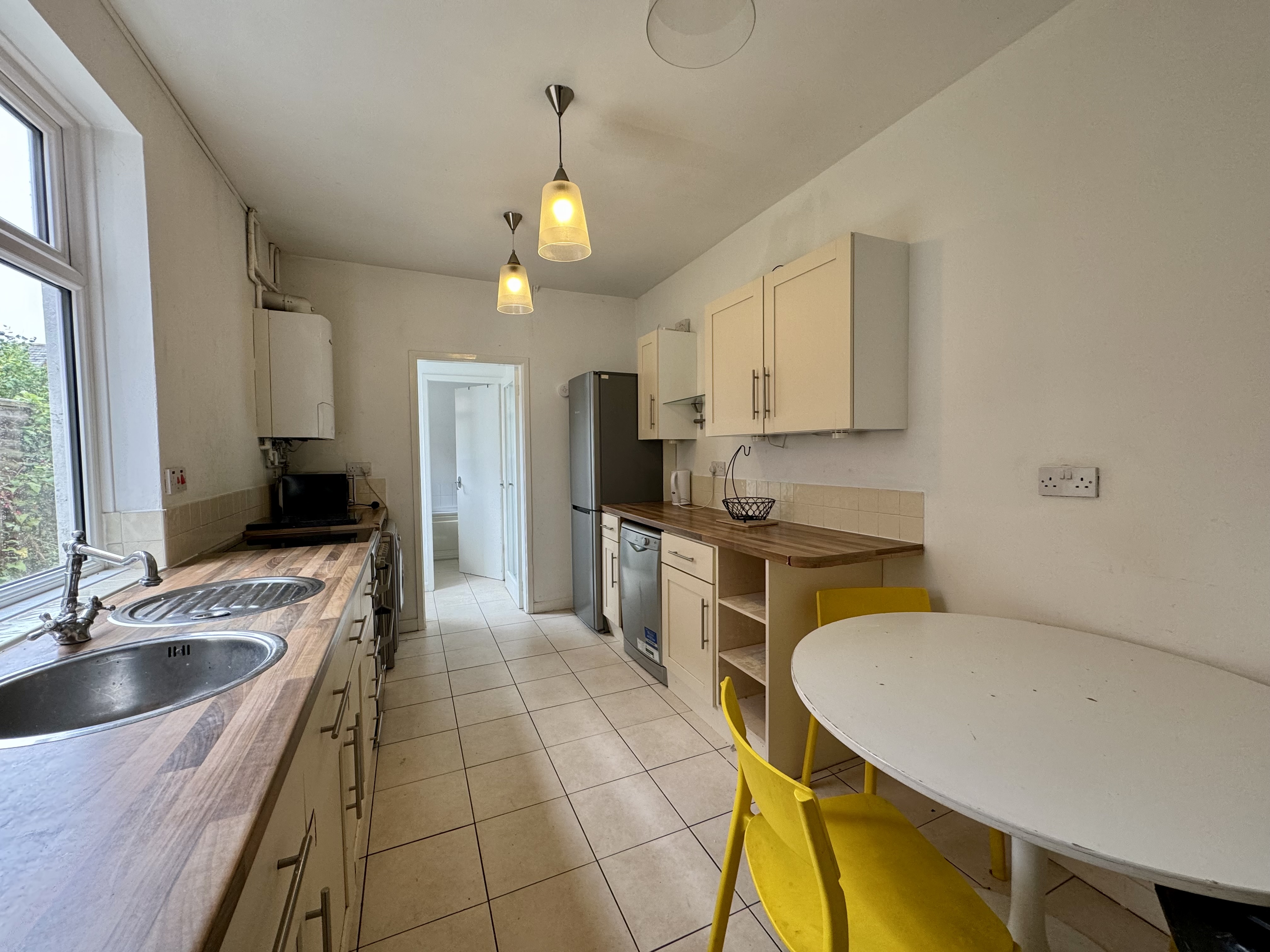 4 Bed house to Rent in Edgbaston | B16 9DN - Image 6