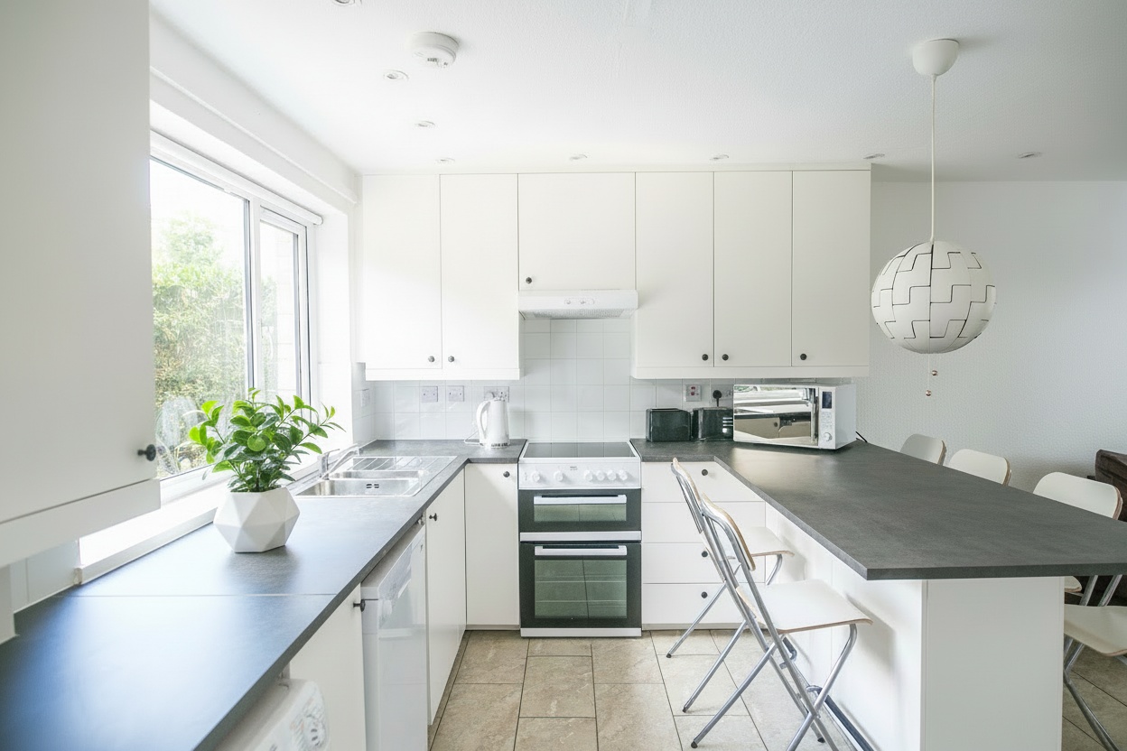 1 Bed house to Rent in Harborne | B17 0LD - Image 1